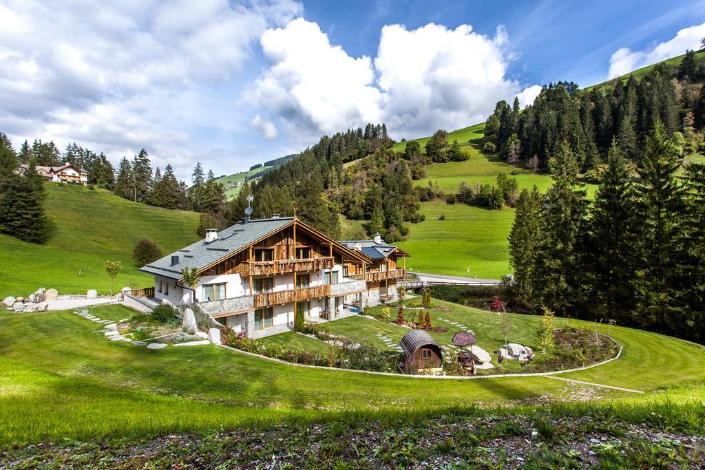 Alpine Mountain Chalet St. Vigil Exteriör bild